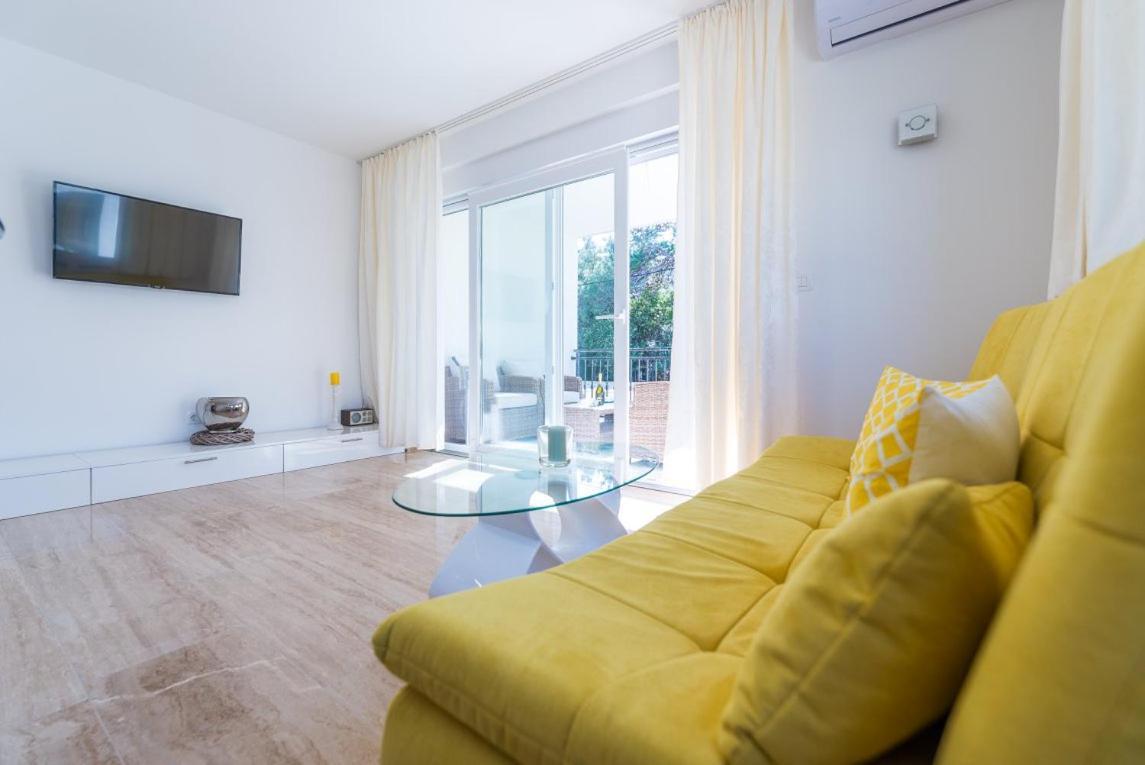 Apartmann Vir Eksteriør billede
